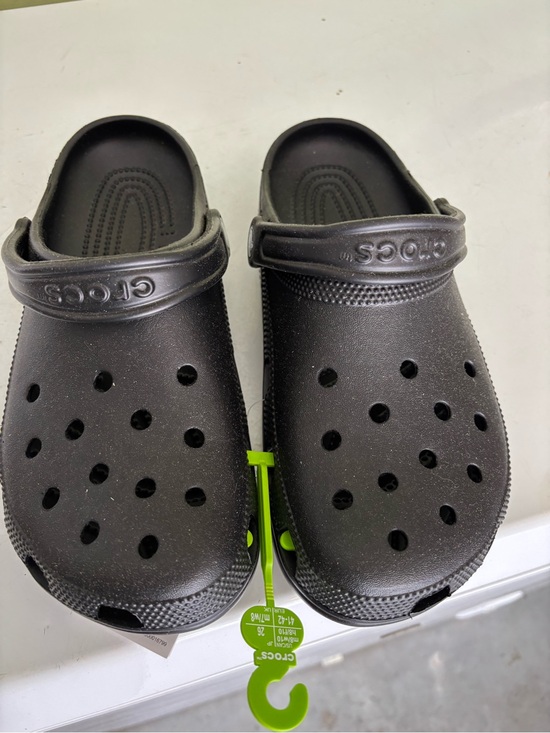 CROCS Shoes - CROCS Classic-Style Clog in Black